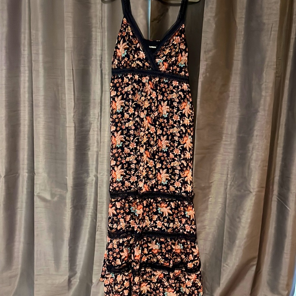 Express navy Lined Lace Tiered Maxi Dress side zip size L